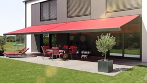 Markise für Terrasse mit flexibler Ausladung – Sonnenschutzlösung von Ombrage Dresden