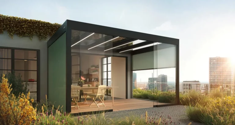 Modernes Terrassendach mit Glasdach und rahmenloser Verglasung